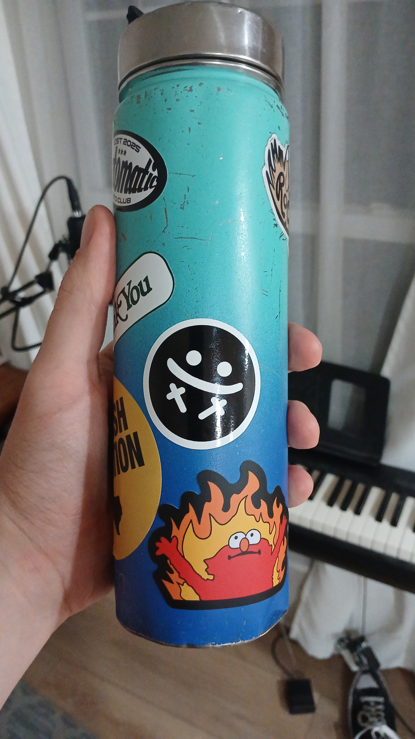 LOGO STICKER